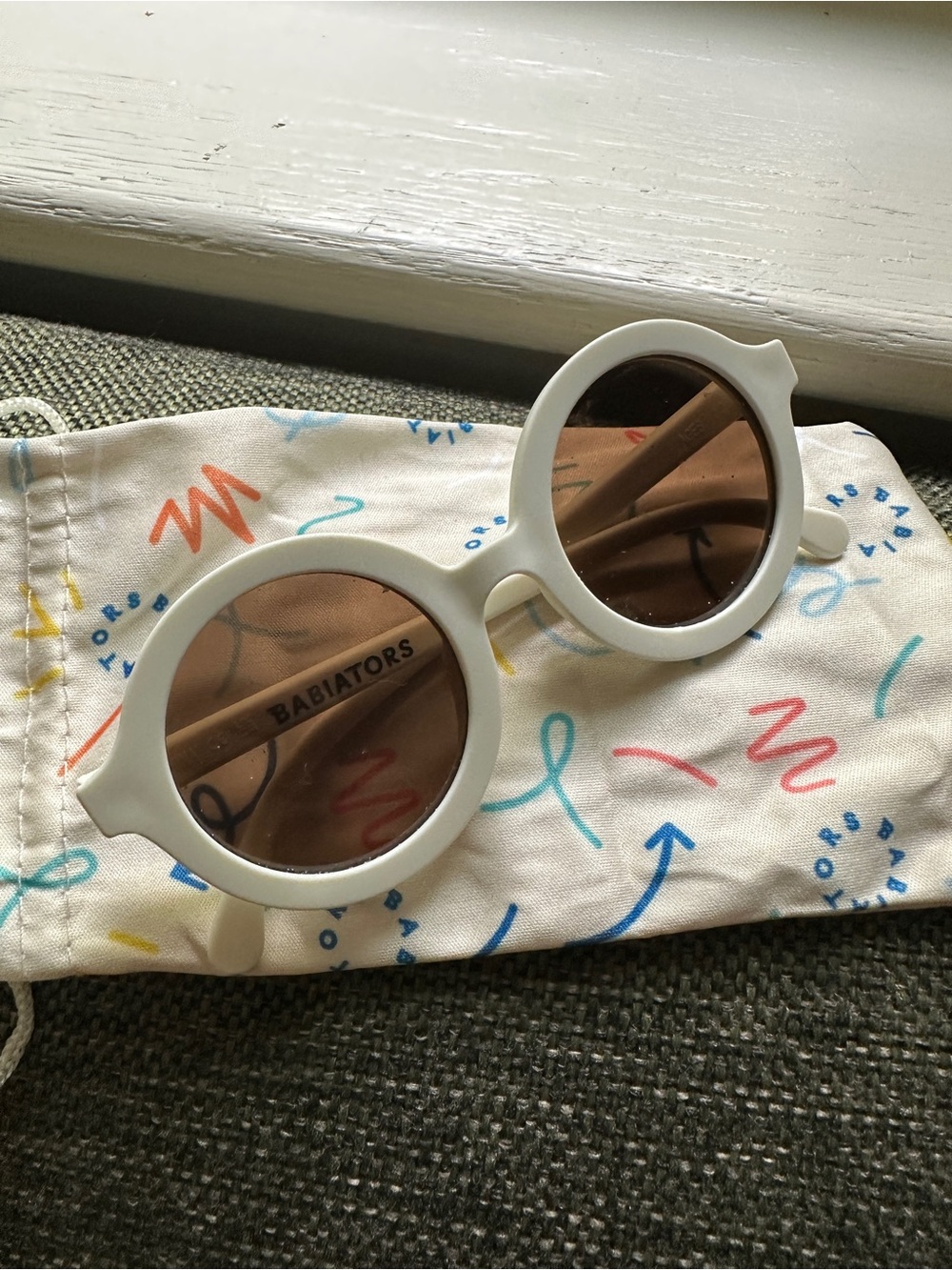 Babiators Cream Round Sunglasses